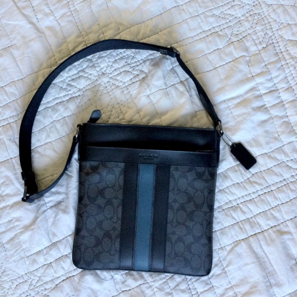 Coach crossbody Charles Varsity Signature Messenger Bag